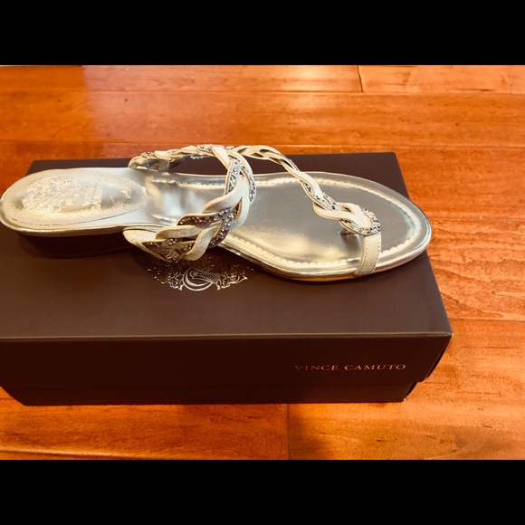 Slippers - Picture 3 of 4